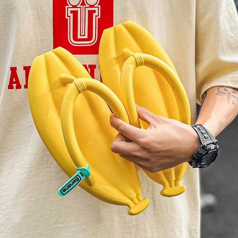 🟡 Chanclas con diseño de banano plátano para mujer y hombre, zapatillas novedosas de verano, sandalias antideslizantes con plataforma de suela gruesa, zapatos de baño y relajación
