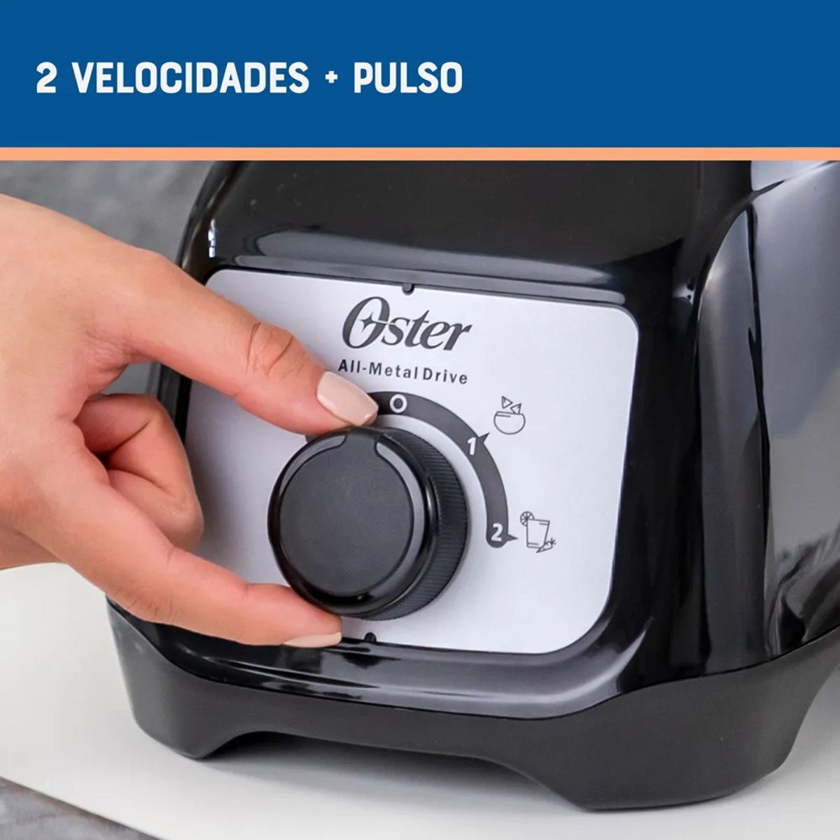 Licuadora Oster vaso de plástico negra
