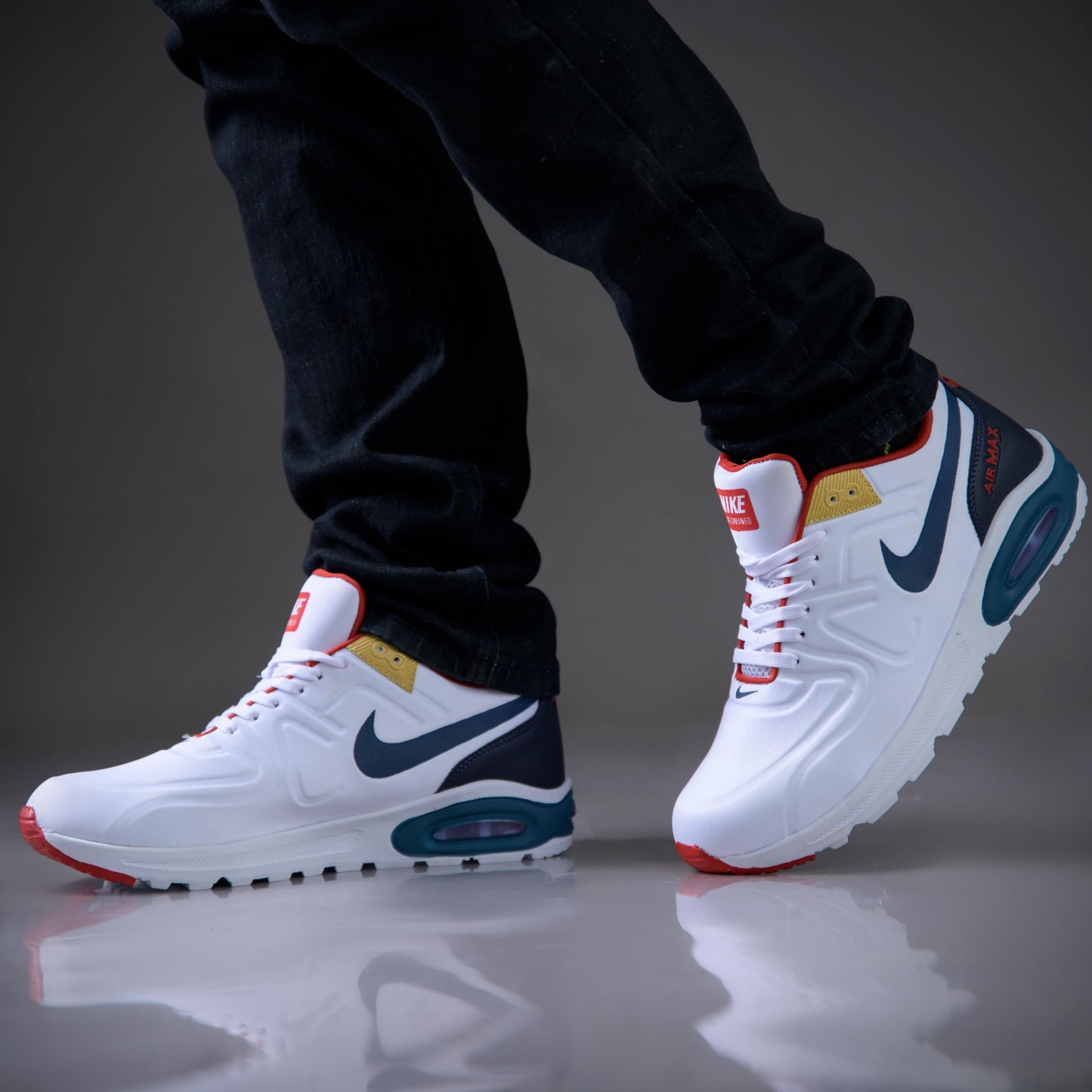 Nike Comando Blanco