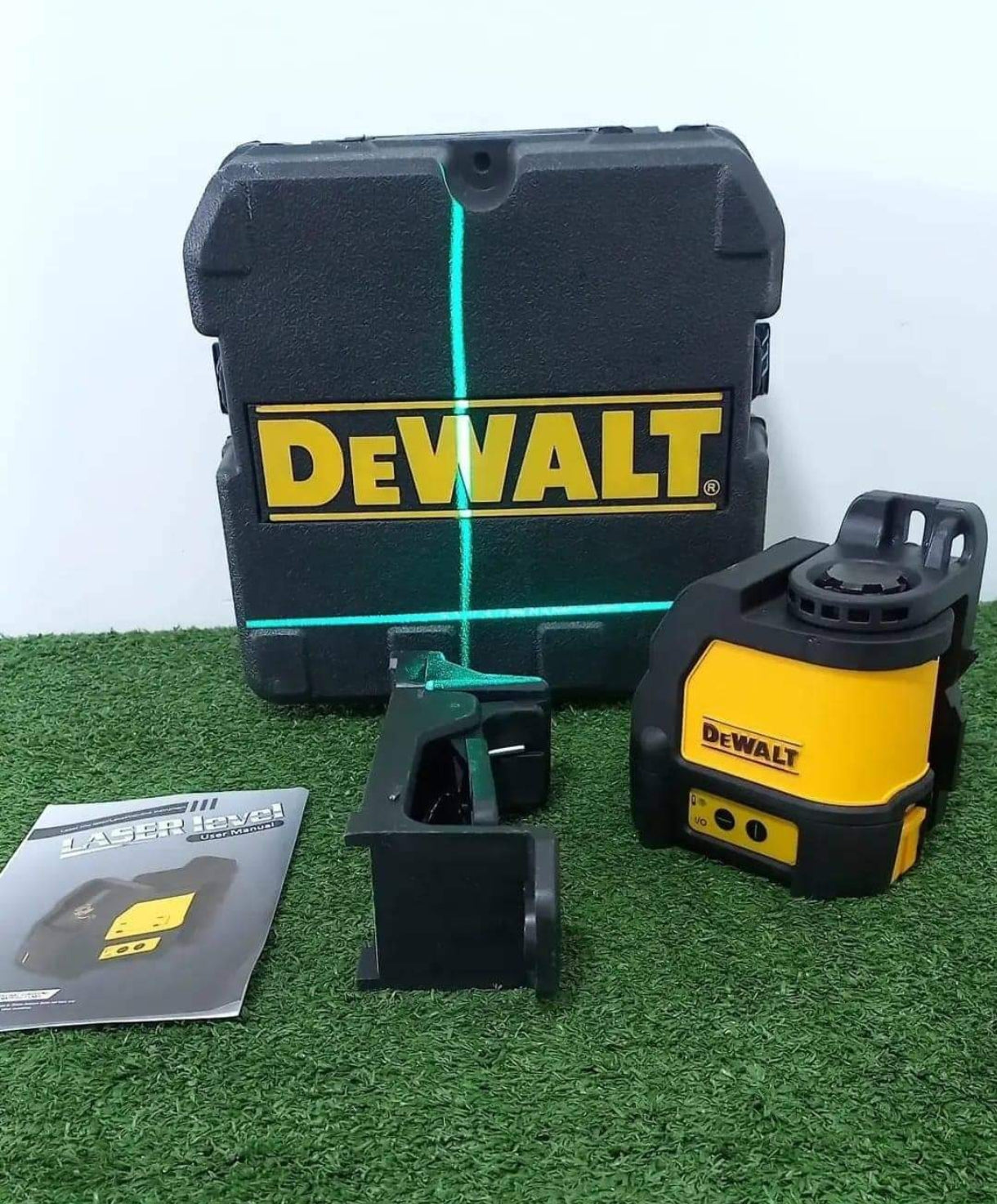 Nivel láser 2 líneas tipo Dewalt San