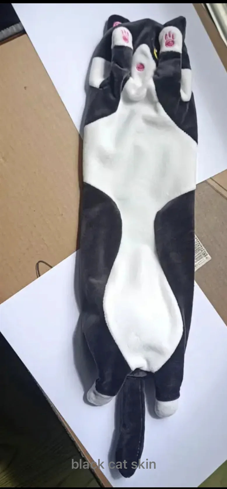 🟡 Divertida piel de gato para peluche de alegría, lindo y suave gato largo, juguetes de peluche para pausa en oficina, siesta, almohada, cama, dormir, decoración del hogar, muñeco peluche para niños y niñas, perfecto para regalo