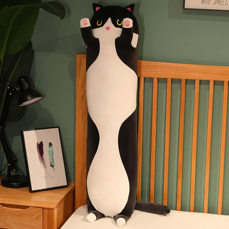 🟡 Divertida piel de gato para peluche de alegría, lindo y suave gato largo, juguetes de peluche para pausa en oficina, siesta, almohada, cama, dormir, decoración del hogar, muñeco peluche para niños y niñas, perfecto para regalo