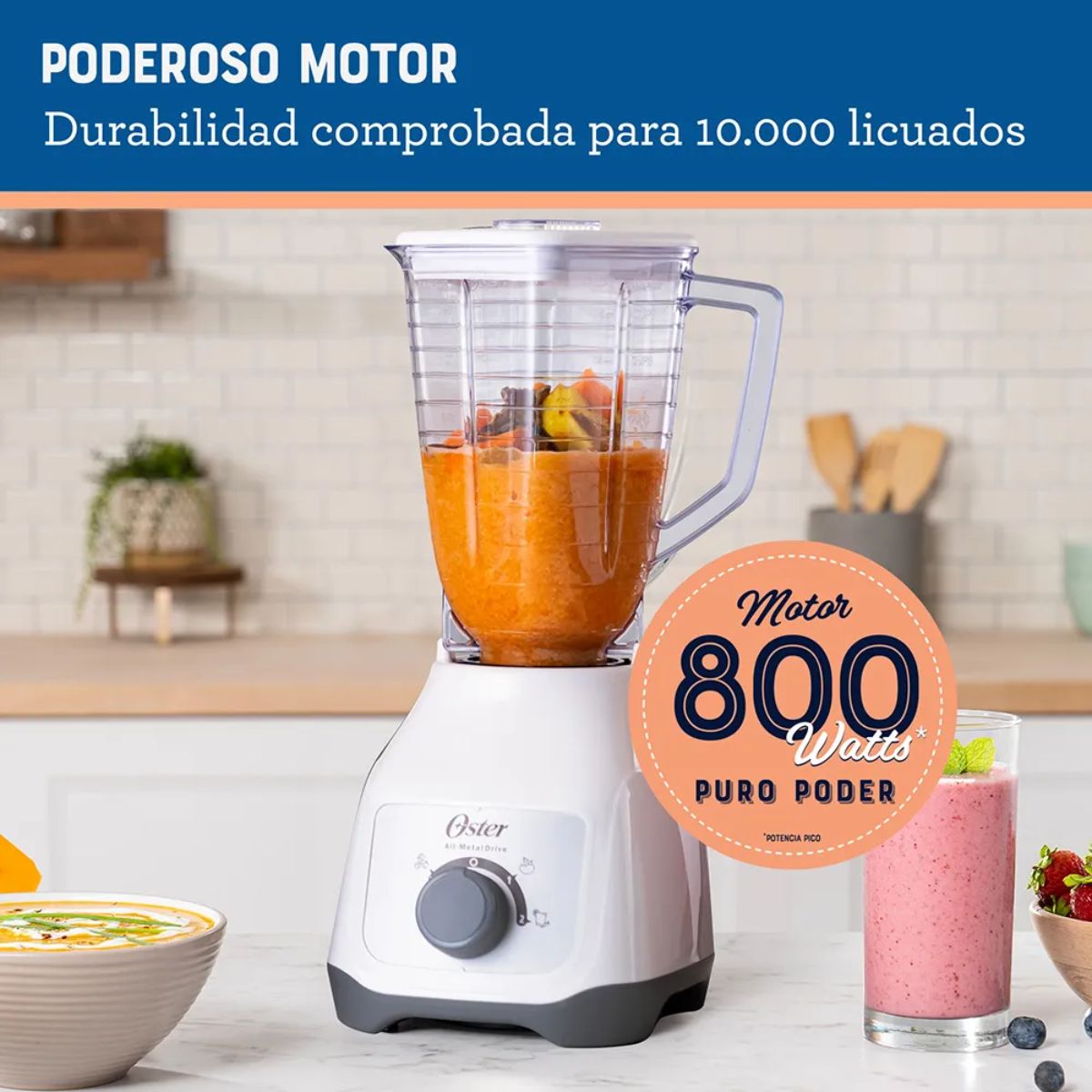 Licuadora Oster de plástico blanca