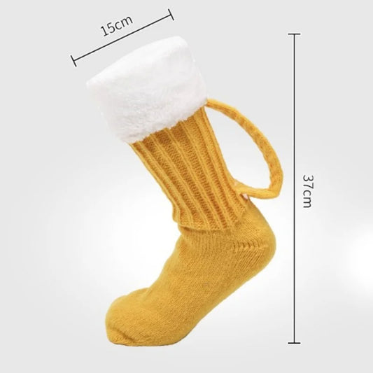 🟡 Calcetines de lana tejidos con forma de cerveza
