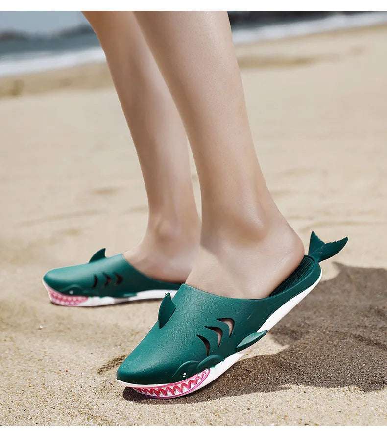 Chanclas de dibujos animados Unisex, sandalias de playa antideslizantes para exteriores tiburón