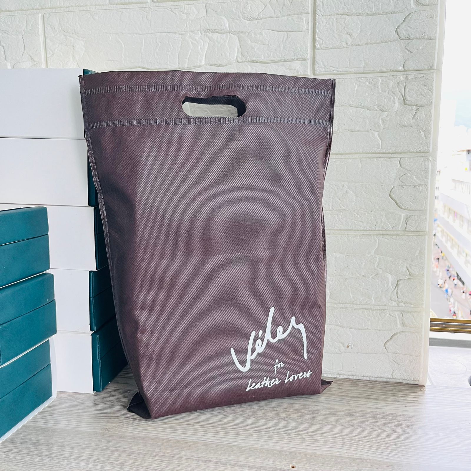 Fenixtore, tienda en línea. Compra online en Fenixtore y recibe en todo Colombia. Envío gratis, pago contra entrega, crédito Su+Pay, Bancolombia y más opciones. Encuentra tecnología, moda, hogar, belleza, juguetes y todo lo que necesitas. Compra fácil, rápido y  garantizado.