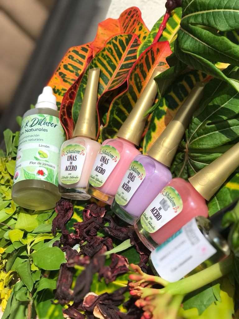 Kit Uñas De Acero Natural 8 productos esmaltes y tratamiento todo en 1 kit