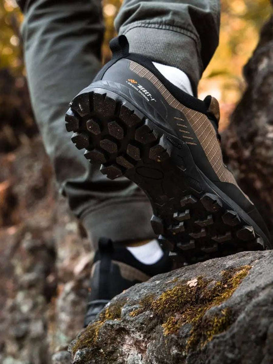 Nuevos zapatos antideslizantes resistentes al desgaste para senderismo para hombre, zapatos de viaje impermeables a la moda para exteriores, zapatillas cómodas para hombre