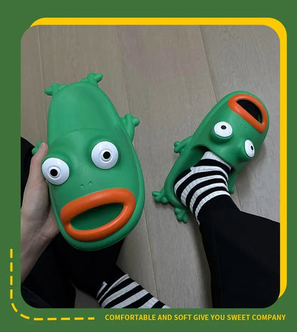 🟡 Sandalias de casa de rana, chanclas, sandalias de suela blanda, zapatos de casa antideslizantes y la para playa, chanclas Unisex extrañas con plataforma