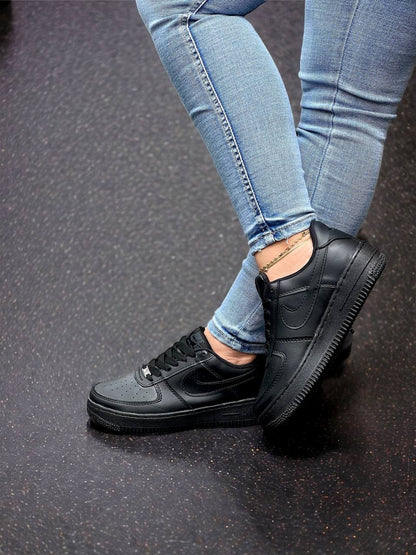 Tenis Air Force One | Nike | Blanco y Negro Unisex