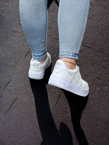 Tenis Air Force One | Nike | Blanco y Negro Unisex