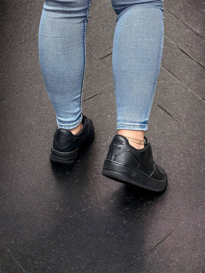 Tenis Air Force One | Nike | Blanco y Negro Unisex