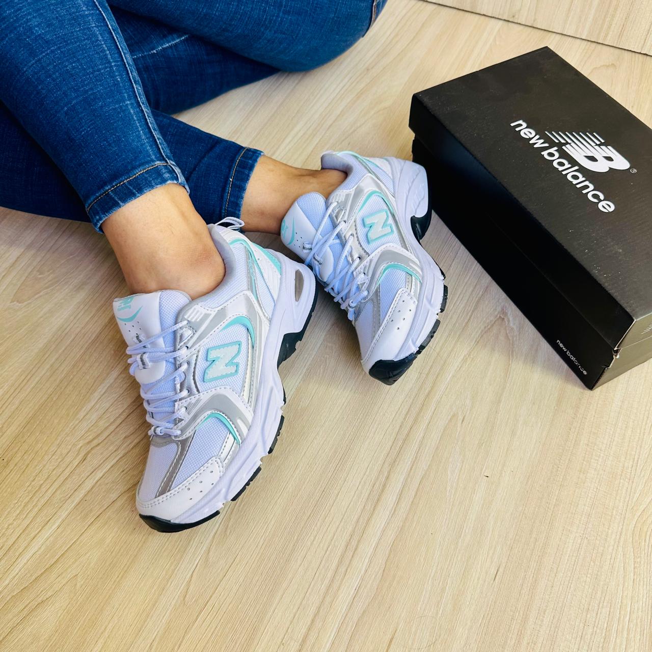 Fenixtore, tienda en línea. Compra online en Fenixtore y recibe en todo Colombia. Envío gratis, pago contra entrega, crédito Su+Pay, Bancolombia y más opciones. Encuentra tecnología, moda, hogar, belleza, juguetes y todo lo que necesitas. Compra fácil, rápido y  garantizado.