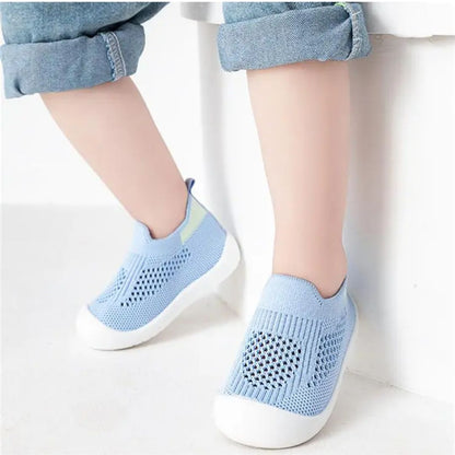 Zapato en goma para bebe