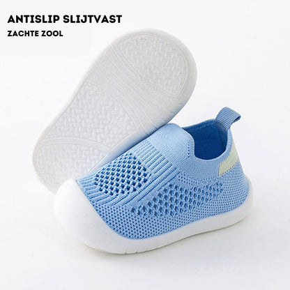 Zapato en goma para bebe